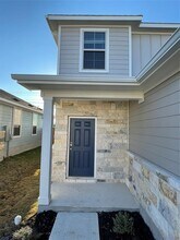 125 Old Stagecoach Rd in Jarrell, TX - Building Photo - Building Photo