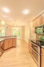 812 Walden Way in Nashville, TN - Building Photo - Building Photo