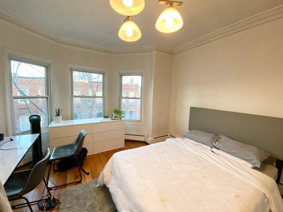 52 Delle Ave, Unit 3T in Boston, MA - Building Photo