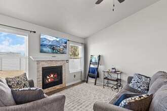1202 Phipps Ave in Cheyenne, WY - Building Photo - Building Photo