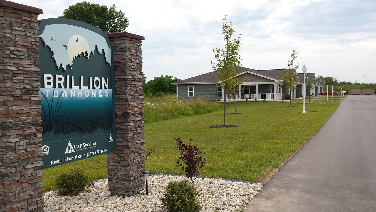 Brillion Townhomes in Brillion, WI - Building Photo