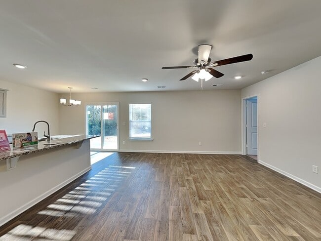 1646 Commendable Ct in Lexington, SC - Foto de edificio - Building Photo