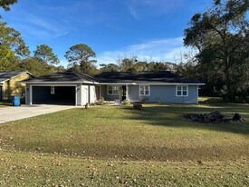 306 Fawn Cir in Brunswick, GA - Building Photo