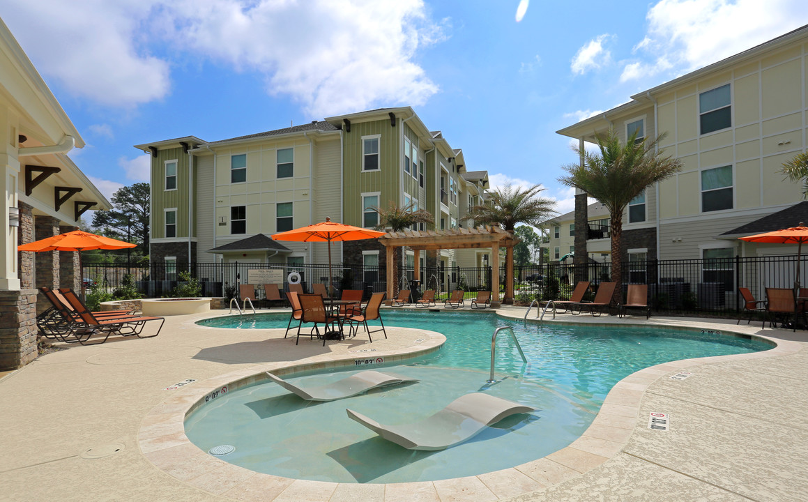 Creekside Crossing Apartments in Walker, LA - Foto de edificio