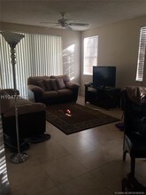 2201 W Preserve Way-Unit -107 in Miramar, FL - Foto de edificio - Building Photo