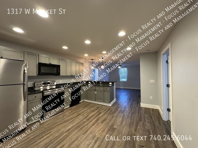 1317 W Market St in Baltimore, OH - Building Photo - Building Photo