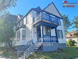 3005 N 1st St in Milwaukee, WI - Building Photo