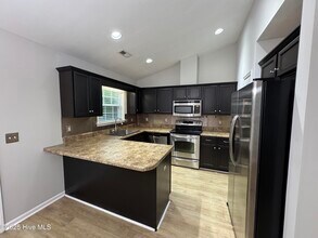 199 Tylers Cove Way in Winnabow, NC - Building Photo - Building Photo