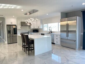 40 Saddlebow Rd in Bell Canyon, CA - Building Photo - Building Photo