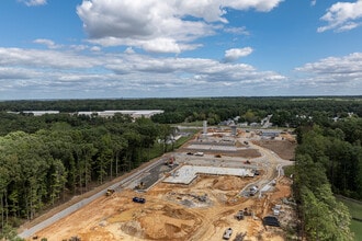 Colbrook Apartments in Chester, VA - Building Photo - Building Photo
