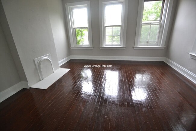 3707 Glenway Ave in Cincinnati, OH - Building Photo - Building Photo