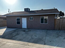 3607 Jewett Ave in Bakersfield, CA - Building Photo