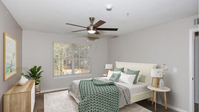 Serene at Northside in Athens, GA - Foto de edificio - Building Photo