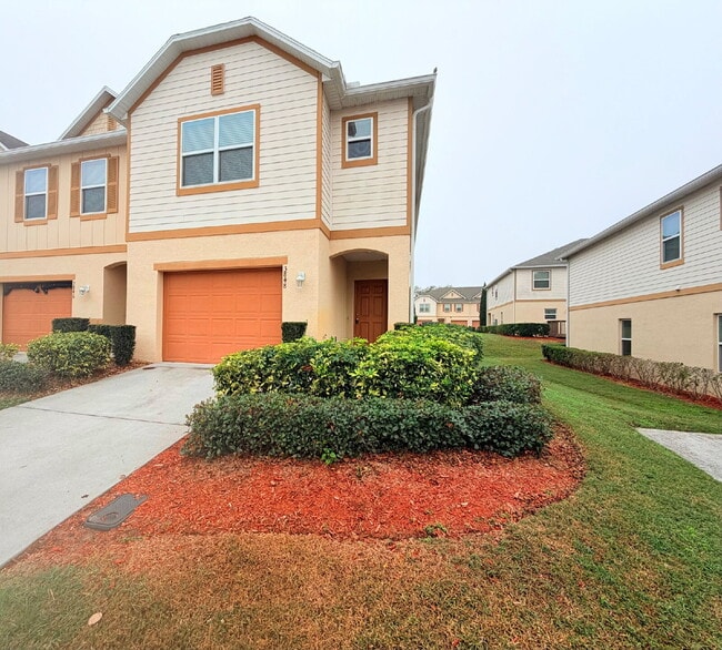 3848 Exeter Ln in Lakeland, FL - Foto de edificio - Building Photo