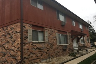 1960 S 79th St, Unit 2 in West Allis, WI - Building Photo