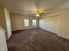 10158 Silver Stirrup Dr in Colorado Springs, CO - Foto de edificio - Building Photo