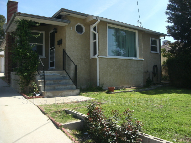 10650 Langmuir Ave in Los Angeles, CA - Building Photo