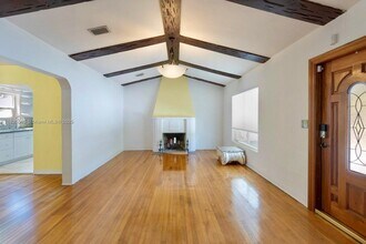 46 NE 101st St in Miami Shores, FL - Building Photo - Building Photo