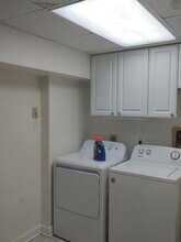 6529 Garden Grove Way in Gaithersburg, MD - Foto de edificio - Building Photo