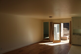 513 Cuesta Dr in San Luis Obispo, CA - Building Photo - Building Photo