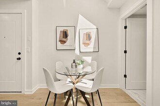 2610 41st St NW in Washington, DC - Building Photo - Building Photo