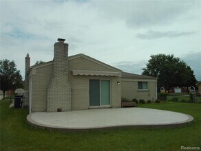 41223 Sesame Dr in Sterling Heights, MI - Building Photo - Building Photo