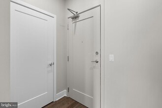 502 Diamondback Dr in Gaithersburg, MD - Foto de edificio - Building Photo