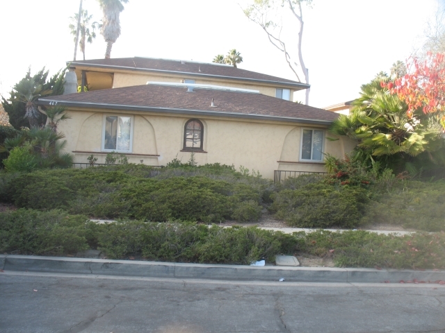 467 Linfield Pl in Goleta, CA - Building Photo