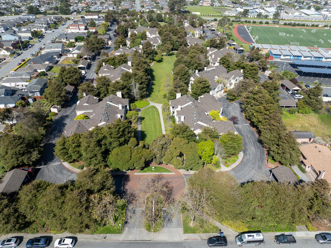 Amesport Landing in Half Moon Bay, CA - Building Photo - Building Photo