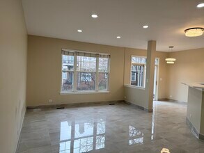 431 Pine Lake Cir in Vernon Hills, IL - Building Photo - Building Photo