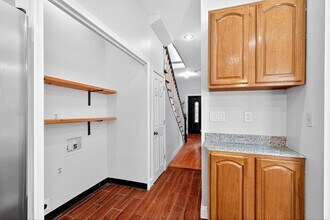 99 Jewett Ave in Jersey City, NJ - Building Photo - Building Photo