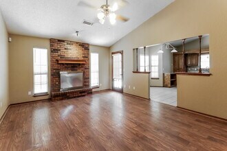 2600 Amy Ct in Moore, OK - Building Photo - Building Photo