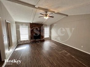 109 N Casa Grande Cir, Unit 6024 in Duncanville, TX - Building Photo - Building Photo