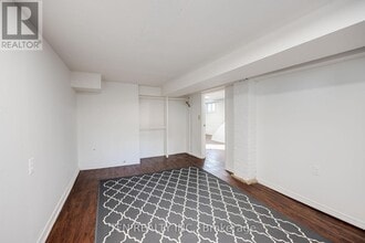 70 Chester Hill Rd in Toronto, ON - Building Photo - Building Photo