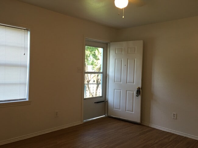 8113 Gibbs Dr in White Settlement, TX - Building Photo - Building Photo