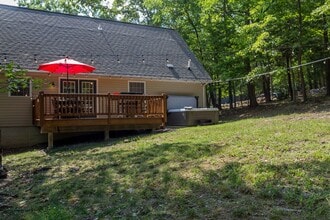 341 Quail Ct in McGaheysville, VA - Building Photo - Building Photo