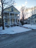 27 Walnut St, Unit 27 Walnut St in Holden, MA - Building Photo