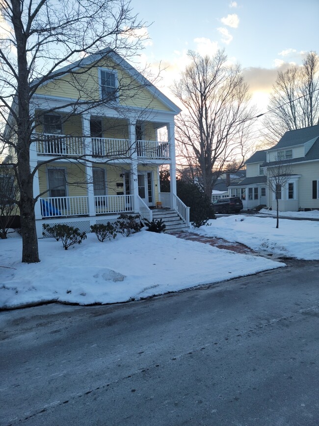 27 Walnut St, Unit 27 Walnut St