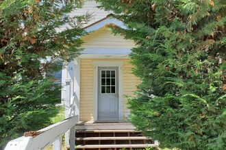 34 Church St in Priest River, ID - Building Photo - Building Photo