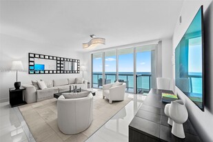6899 Collins Ave in Miami Beach, FL - Building Photo