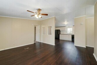 1190 Ridge Dr in Austin, TX - Foto de edificio - Building Photo