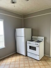 2524 11th St in Port Neches, TX - Building Photo - Building Photo