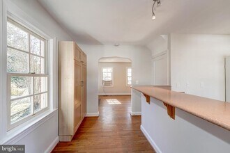 4607 N Carlin Springs Rd in Arlington, VA - Building Photo - Building Photo