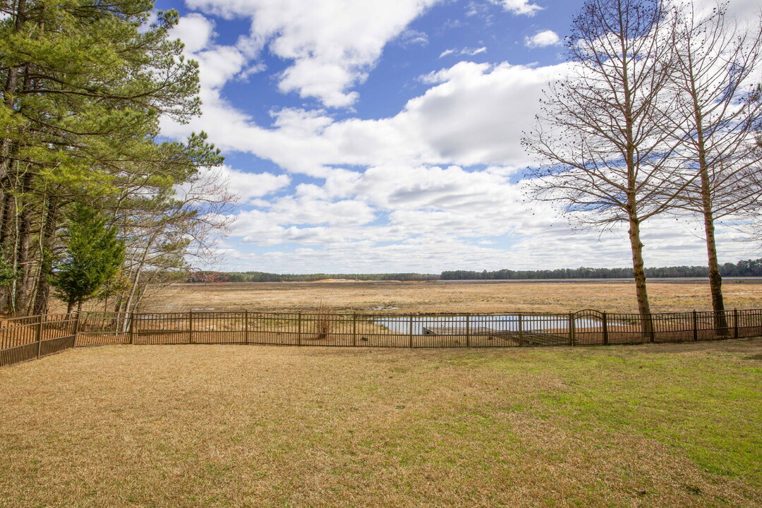 831 Sea Gull Dr in Vass, NC - Building Photo