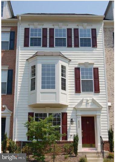 4929 Chaste Tree Pl in Woodbridge, VA - Building Photo