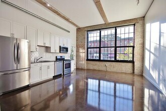 1 E Main St in Beacon, NY - Building Photo - Building Photo
