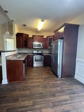 241 Miller St NE in Ludowici, GA - Building Photo - Building Photo