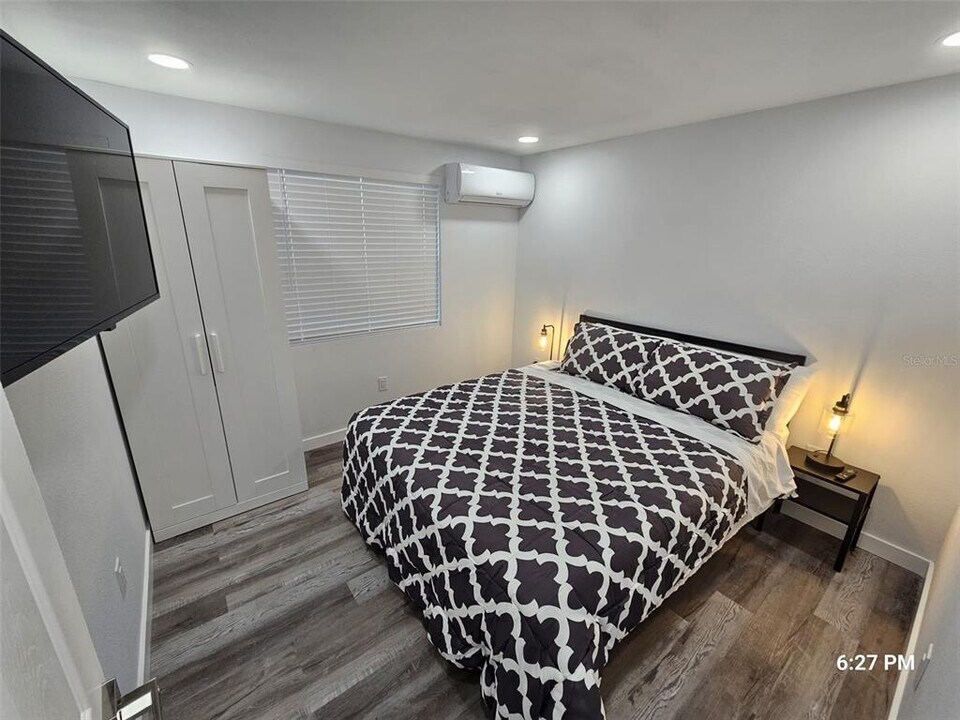 6903 N River Blvd in Tampa, FL - Building Photo