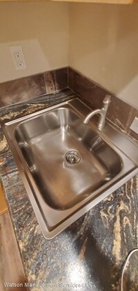 1914 SE Thurston St photo'