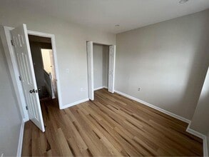 31 N Curley St in Baltimore, MD - Building Photo - Building Photo